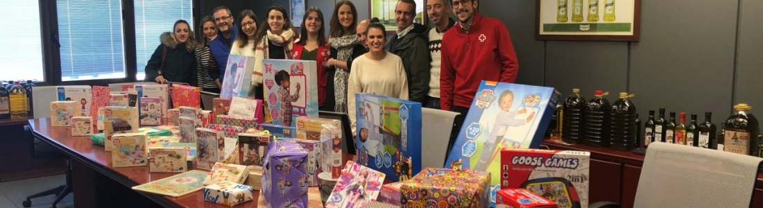Acesur colabora con más de 200 juguetes en el proyecto de Cruz Roja Juventud Acesur colabora con más de 200 juguetes en el proyecto de Cruz Roja Juventud