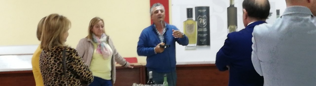 La cooperativa San Roque de Carchelejo comercializará una edición limitada de AOVE de la variedad manzanillo La cooperativa San Roque de Carchelejo comercializará una edición limitada de AOVE de la variedad manzanillo