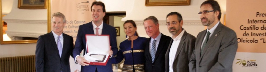 Entregado el IV Premio Internacional Castillo de Canena de Investigación Oleícola «Luis Vañó» Entregado el IV Premio Internacional Castillo de Canena de Investigación Oleícola «Luis Vañó»