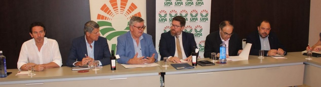 Sánchez Haro resalta que la campaña oleícola, con más de 950.000 toneladas en Andalucía, ha sido «mejor de lo esperado» Sánchez Haro resalta que la campaña oleícola, con más de 950.000 toneladas en Andalucía, ha sido «mejor de lo esperado»