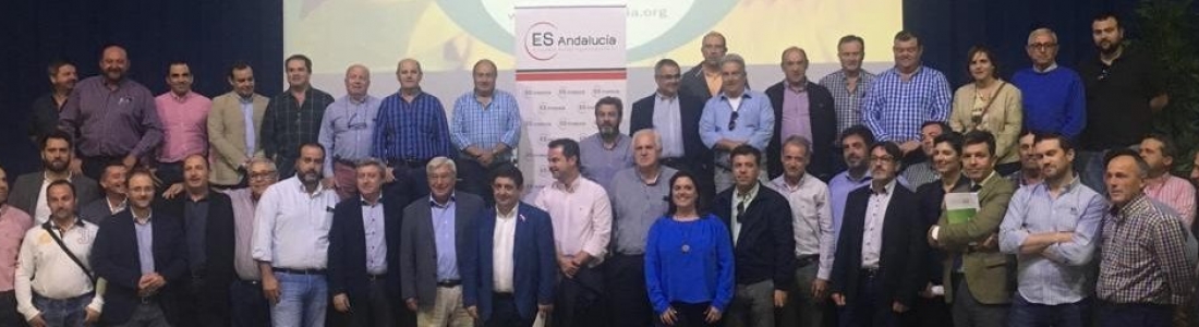 Reyes aboga por la unión de cooperativas para hacer frente a los retos futuros del sector agroalimentario Reyes aboga por la unión de cooperativas para hacer frente a los retos futuros del sector agroalimentario