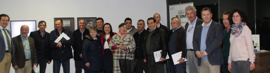 La sede del Consejo Regulador de la DO Sierra Mágina acoge la exposición «El reino del olivo», de Manny Rocca La sede del Consejo Regulador de la DO Sierra Mágina acoge la exposición «El reino del olivo», de Manny Rocca