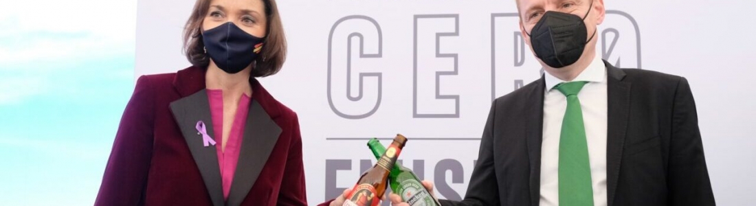 Cruzcampo de Jaén, primera cervecera con emisiones cero en España gracias al aprovechamiento de energía solar y biomasa del olivar Cruzcampo de Jaén, primera cervecera con emisiones cero en España gracias al aprovechamiento de energía solar y biomasa del olivar