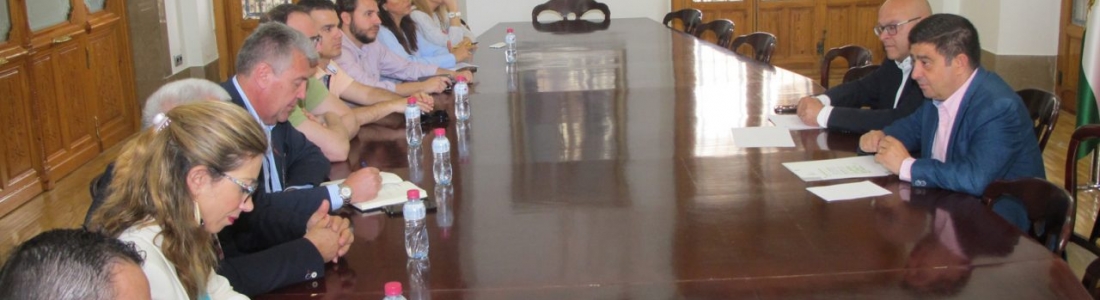 La Diputación aborda con los empresarios de los Jaén Selección 2019 las acciones de promoción de estos AOVE La Diputación aborda con los empresarios de los Jaén Selección 2019 las acciones de promoción de estos AOVE
