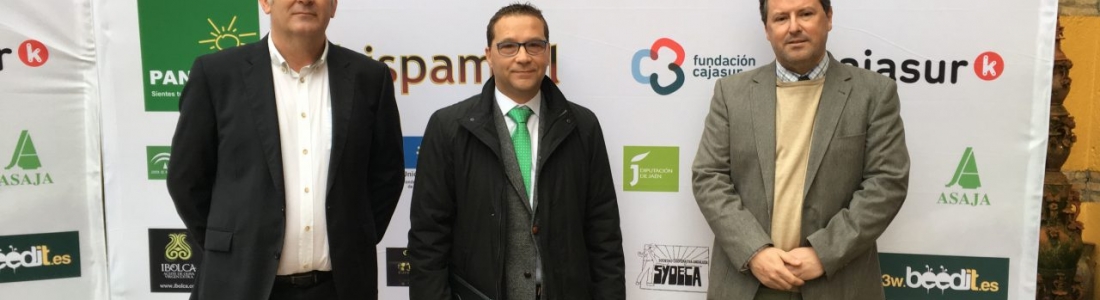 Andújar inaugura Oleomiel 2018 con la asistencia de un centenar de profesionales en su primera jornada Andújar inaugura Oleomiel 2018 con la asistencia de un centenar de profesionales en su primera jornada