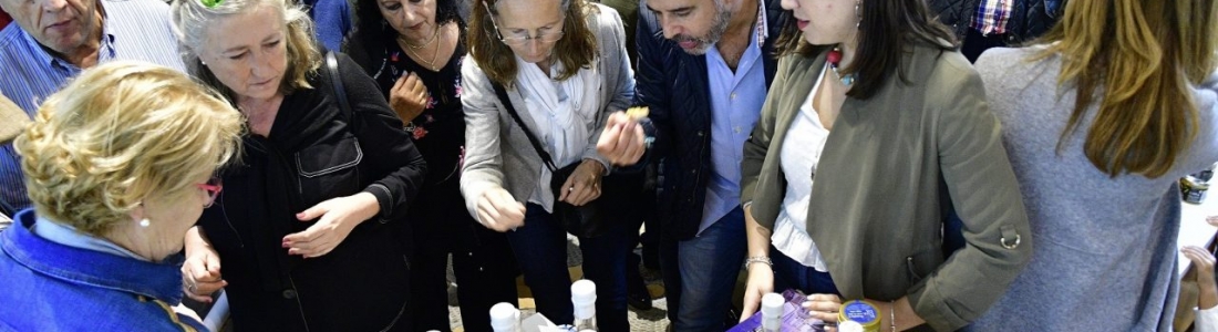 El Centro de Interpretación Olivar y Aceite acoge la presentación y degustación de AOVEs de cosecha temprana El Centro de Interpretación Olivar y Aceite acoge la presentación y degustación de AOVEs de cosecha temprana