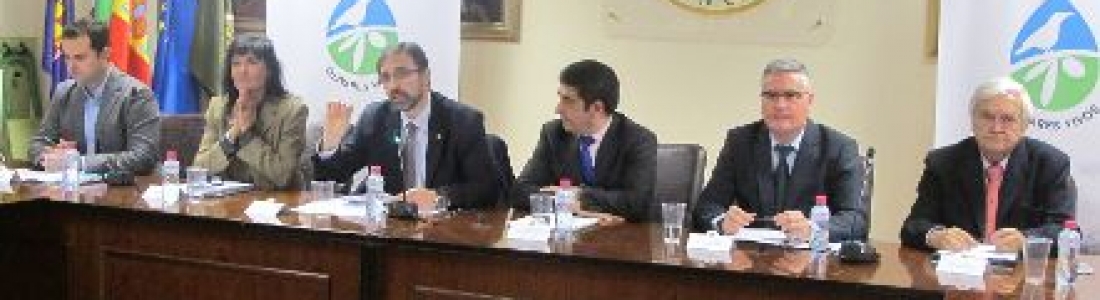 Presentado el proyecto «Olivares Vivos», que busca la rentabilidad del olivar a través de la conservación de su biodiversidad Presentado el proyecto «Olivares Vivos», que busca la rentabilidad del olivar a través de la conservación de su biodiversidad