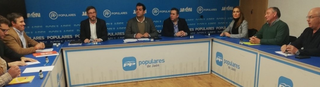 Nieto anuncia que el olivar será una de las prioridades del PP en el Parlamento Andaluz Nieto anuncia que el olivar será una de las prioridades del PP en el Parlamento Andaluz