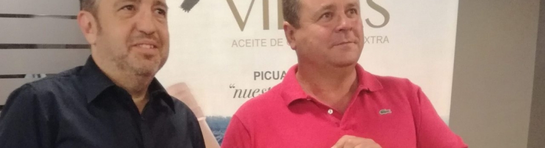 La cooperativa San Vicente de Mogón patrocina al Villacarrillo con su AOVE Puerta de Las Villas La cooperativa San Vicente de Mogón patrocina al Villacarrillo con su AOVE Puerta de Las Villas