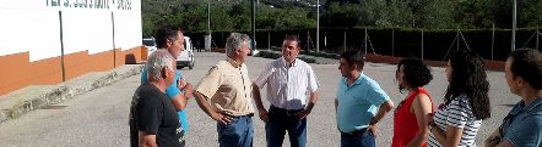 El presidente de la Diputación visita dos cooperativas en Valdepeñas de Jaén El presidente de la Diputación visita dos cooperativas en Valdepeñas de Jaén