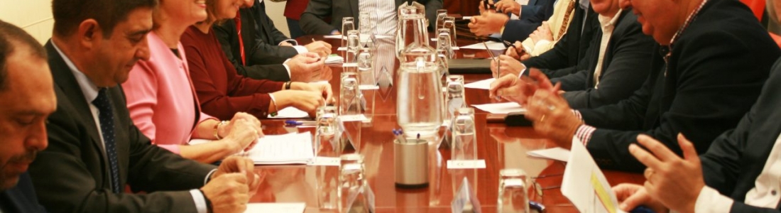 UPA confía que los precios del aceite de oliva en origen no bajen de los tres euros el kilo UPA confía que los precios del aceite de oliva en origen no bajen de los tres euros el kilo