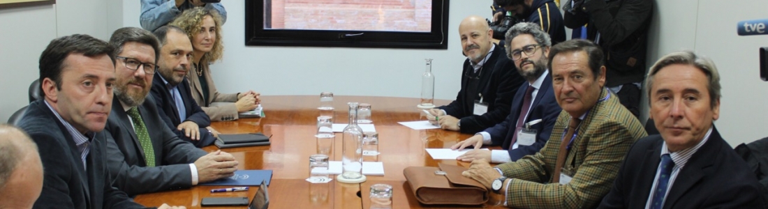 La Junta critica la «injusticia» de los aranceles impuestos por EE UU a la aceituna negra y reitera la legalidad de las ayudas La Junta critica la «injusticia» de los aranceles impuestos por EE UU a la aceituna negra y reitera la legalidad de las ayudas