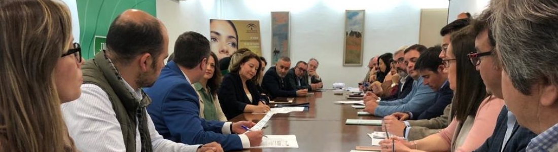 Los GDR de La Loma y Las Villas, y Sierra Sur de Jaén reciben 1,4 millones de euros Los GDR de La Loma y Las Villas, y Sierra Sur de Jaén reciben 1,4 millones de euros