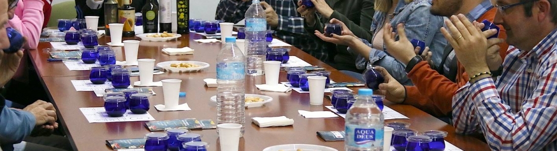 Segunda cata de AOVE con motivo de las Jornadas Gastronómicas del Renacimiento Segunda cata de AOVE con motivo de las Jornadas Gastronómicas del Renacimiento
