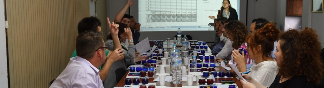 Nueva sesión del Club de Cata «Olivar y Aceite» Nueva sesión del Club de Cata «Olivar y Aceite»