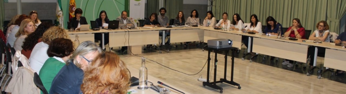 La Junta da voz a las mujeres del olivar y los cítricos como interlocutoras necesarias para la igualdad y la mejora del sector La Junta da voz a las mujeres del olivar y los cítricos como interlocutoras necesarias para la igualdad y la mejora del sector