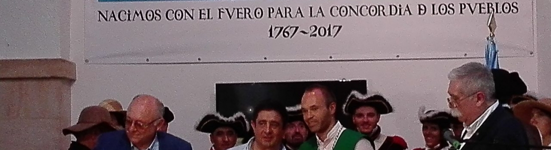 Iniesta recibe los aceites de oliva virgen extra Jaén Selección 2016 Iniesta recibe los aceites de oliva virgen extra Jaén Selección 2016