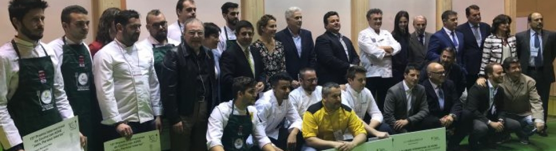 Los doce cocineros finalistas disputarán este miércoles el Premio Internacional de Cocina con AOVE “Jaén, paraíso interior” Los doce cocineros finalistas disputarán este miércoles el Premio Internacional de Cocina con AOVE “Jaén, paraíso interior”