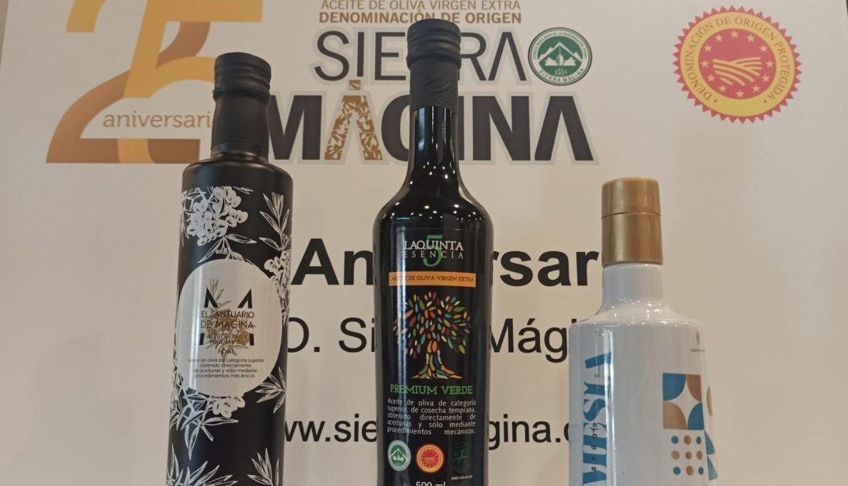 Las cooperativas que producen “Santuario de Mágina” (Huelma), “La Quinta Esencia” (Jódar) y “Señorío de Mesía Ecológico” (La Guardia), premios Alcuza 2021 de la DO Sierra Mágina Las cooperativas que producen “Santuario de Mágina” (Huelma), “La Quinta Esencia” (Jódar) y “Señorío de Mesía Ecológico” (La Guardia), premios Alcuza 2021 de la DO Sierra Mágina