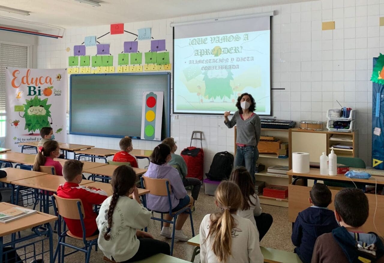 Más de 600 escolares de la provincia de Jaén participan en la II edición del programa escolar «EducaBio» Más de 600 escolares de la provincia de Jaén participan en la II edición del programa escolar «EducaBio»