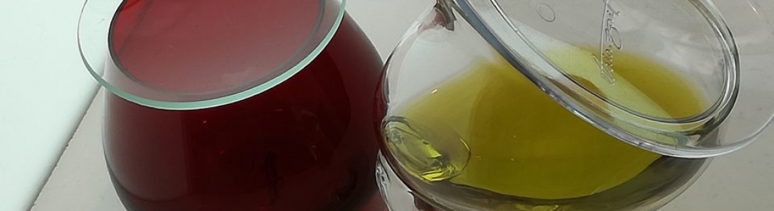 Las Universidades de Jaén, Extremadura, Évora y UNIA organizan un Título de Experto en «Olivicultura, Elaiotecnia y Marketing de Aceites de Oliva» Las Universidades de Jaén, Extremadura, Évora y UNIA organizan un Título de Experto en «Olivicultura, Elaiotecnia y Marketing de Aceites de Oliva»