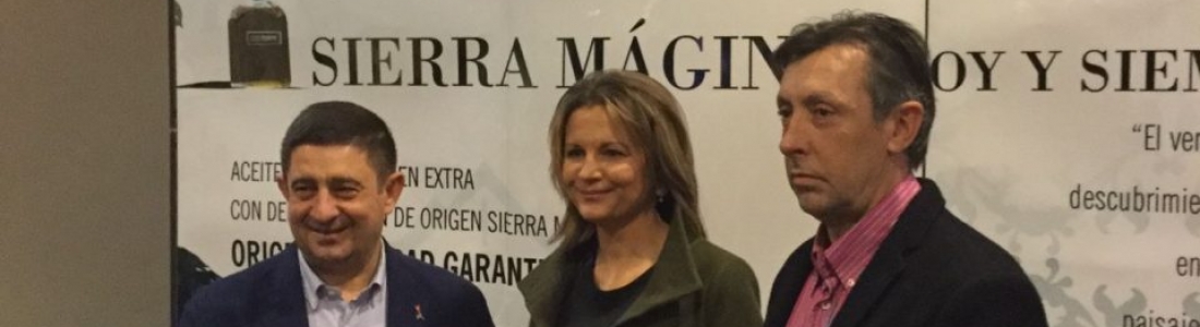 La Junta destaca el trabajo de la DO Sierra Mágina y aboga por la innovación para consolidar el AOVE de Jaén en el lugar que se merece La Junta destaca el trabajo de la DO Sierra Mágina y aboga por la innovación para consolidar el AOVE de Jaén en el lugar que se merece