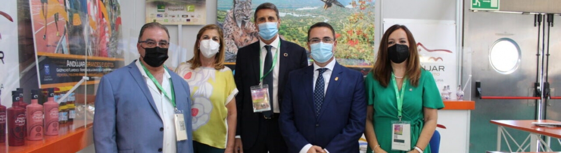 El Ayuntamiento muestra en Expoliva productos relacionados con la olivicultura de empresas de Andújar El Ayuntamiento muestra en Expoliva productos relacionados con la olivicultura de empresas de Andújar