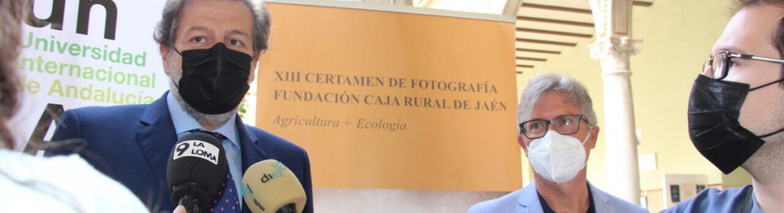 Inaugurada la exposición “Agricultura + Ecología” en la Sede Antonio Machado de Baeza, fruto de la colaboración entre la Fundación Caja Rural de Jaén y la UNIA Inaugurada la exposición “Agricultura + Ecología” en la Sede Antonio Machado de Baeza, fruto de la colaboración entre la Fundación Caja Rural de Jaén y la UNIA