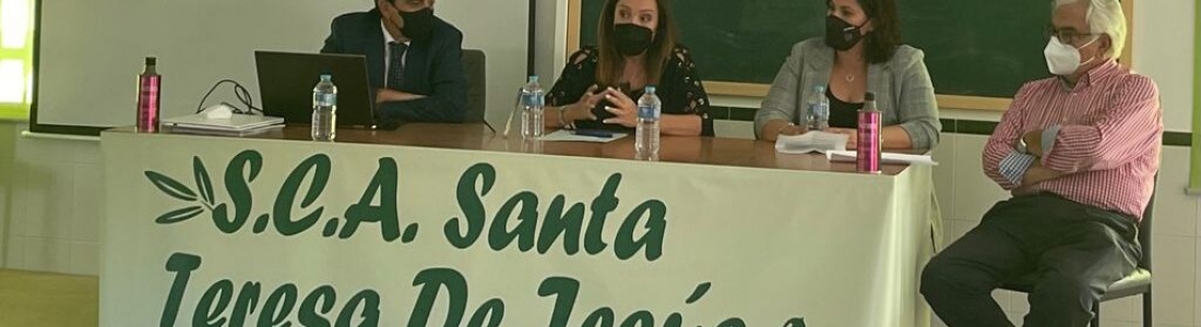 La subdelegada del Gobierno en Jaén clausura el taller para la formación de Consejos Rectores de Cooperativas Agroalimentarias en Beas de Segura La subdelegada del Gobierno en Jaén clausura el taller para la formación de Consejos Rectores de Cooperativas Agroalimentarias en Beas de Segura