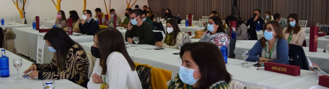 Dcoop reúne a más de un centenar de jóvenes y mujeres cooperativistas en las jornadas MuYJoven Dcoop reúne a más de un centenar de jóvenes y mujeres cooperativistas en las jornadas MuYJoven
