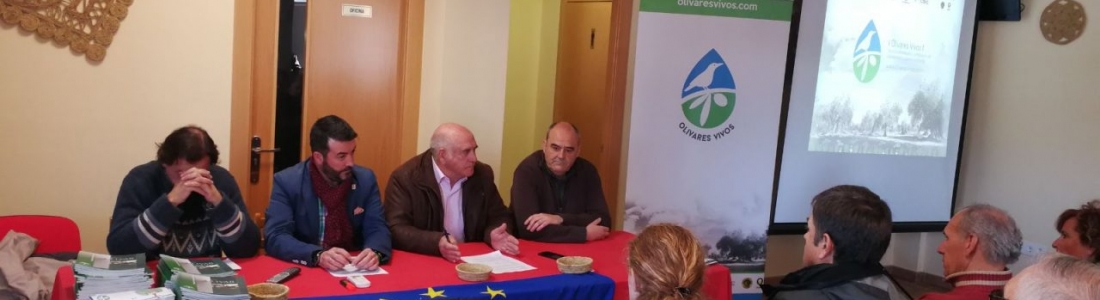 El delegado de Agricultura participa en Huesa en el Aula de Agroecología sobre Olivares Vivos El delegado de Agricultura participa en Huesa en el Aula de Agroecología sobre Olivares Vivos