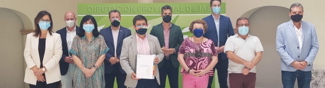 Reyes destaca la apuesta de la Diputación de Jaén por el olivar y los aceites de oliva, y resalta el trabajo “bien hecho” del expediente “Los paisajes del olivar en Andalucía” Reyes destaca la apuesta de la Diputación de Jaén por el olivar y los aceites de oliva, y resalta el trabajo “bien hecho” del expediente “Los paisajes del olivar en Andalucía”