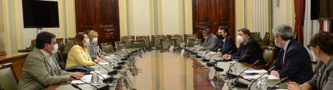 La consejera de Agricultura traslada al ministro alternativas para que los ecoesquemas reflejen la diversidad productiva de Andalucía La consejera de Agricultura traslada al ministro alternativas para que los ecoesquemas reflejen la diversidad productiva de Andalucía