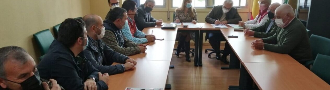 Firmada la actualización de las tablas salariales del convenio del campo de Jaén, que vence en este ejercicio Firmada la actualización de las tablas salariales del convenio del campo de Jaén, que vence en este ejercicio