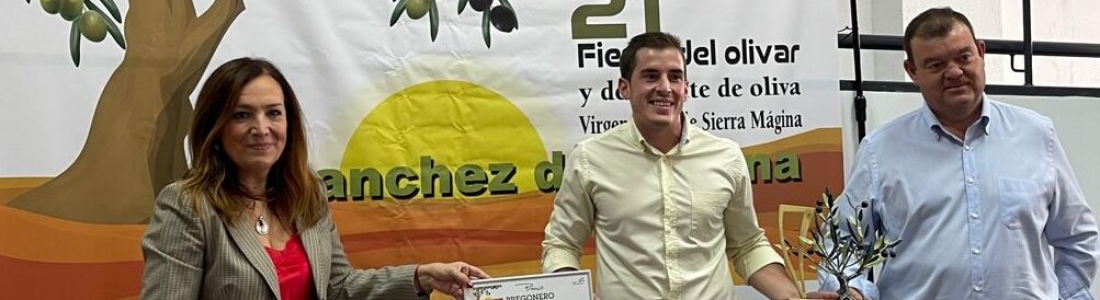 La subdelegada destaca que la nueva norma de calidad del aceite de oliva ofrece mayor seguridad al consumidor y refuerza el valor y el prestigio del producto La subdelegada destaca que la nueva norma de calidad del aceite de oliva ofrece mayor seguridad al consumidor y refuerza el valor y el prestigio del producto